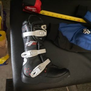 Kids dirt bike boots